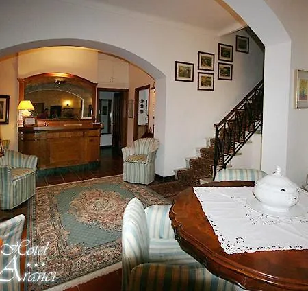 Hotel Degli Aranci 3*